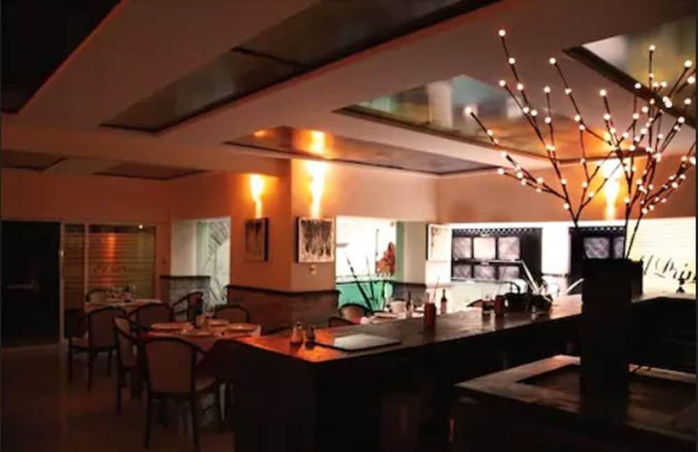 La Alhondiga Hotel Puebla